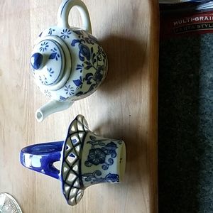 Tea Pot & Basket Blue and Whire Small